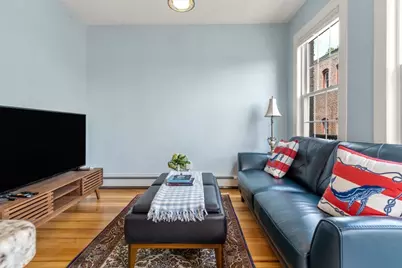 35 Mead St #3, Boston, MA 02129 - Photo 8