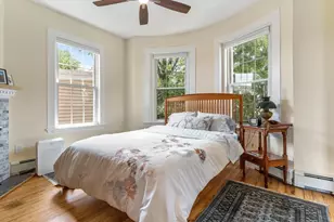 35 Mead St, Boston, MA 02129 - Photo 8