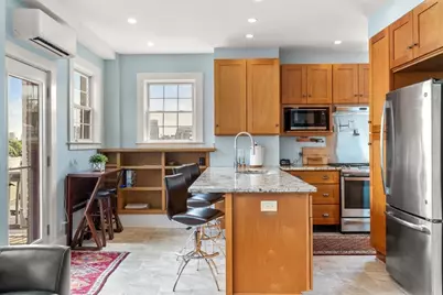 35 Mead St #3, Boston, MA 02129 - Photo 4