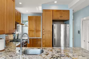 35 Mead St, Boston, MA 02129 - Photo 2