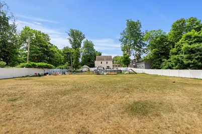 196 Commonwealth Ave, North Attleboro, MA 02763 - Photo 34
