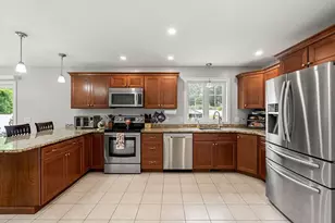196 Commonwealth Ave, North Attleboro, MA 02763 - Photo 16