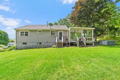 100 Delmar Dr, Northbridge, MA 01588 - Photo 20