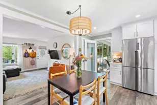 100 Delmar Dr, Northbridge, MA 01588 - Photo 8