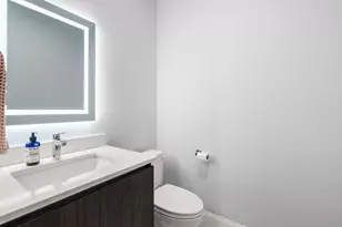 32 Pearl St, Boston, MA 02125 - Photo 6