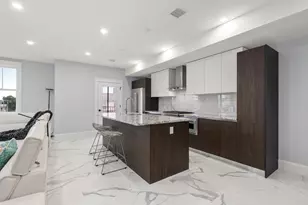 32 Pearl St, Boston, MA 02125 - Photo 8