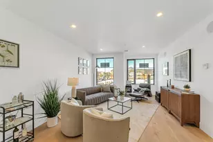 34 Oak St, Boston, MA 02136 - Photo 6