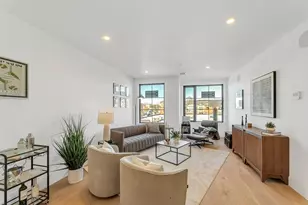 34 Oak St, Boston, MA 02136 - Photo 4