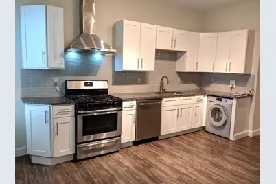 422 McGrath Highway, Somerville, MA 02143 - Photo 10