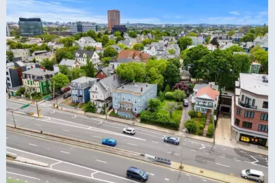 422 McGrath Highway, Somerville, MA 02143 - Photo 2