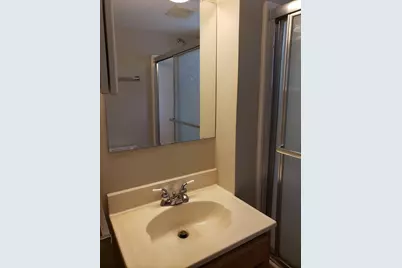 422 McGrath Highway, Somerville, MA 02143 - Photo 14