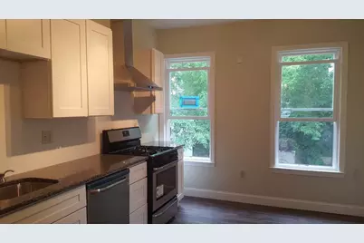 422 McGrath Highway, Somerville, MA 02143 - Photo 12