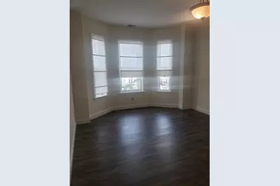 422 McGrath Highway, Somerville, MA 02143 - Photo 18