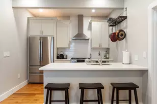 182 W Seventh St, Boston, MA 02127 - Photo 4
