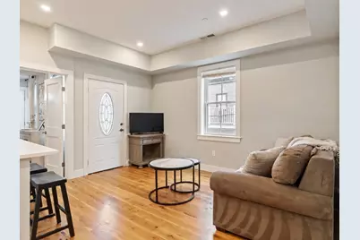 182 W 7th St #2, Boston, MA 02127 - Photo 2