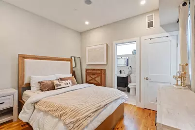 182 W 7th St #2, Boston, MA 02127 - Photo 6