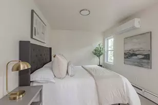 39 Lawley St, Boston, MA 02122 - Photo 16
