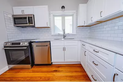 87 Independence Ave #2, Quincy, MA 02169 - Photo 2