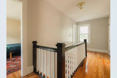 8 Liberty Street, Holyoke, MA 01040 - Photo 16