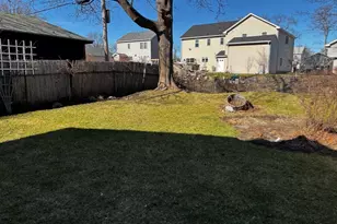 91 Daviston St, Springfield, MA 01108 - Photo 36