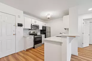 75 Walnut St, Peabody, MA 01960 - Photo 6