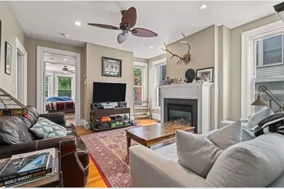 271 K St #1, Boston, MA 02127 - Photo 1