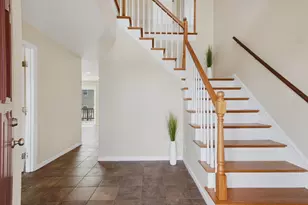 7 Riverside St, Danvers, MA 01923 - Photo 4