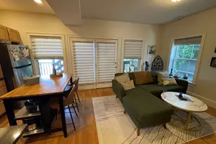 302 W 3rd St, Boston, MA 02127 - Photo 4