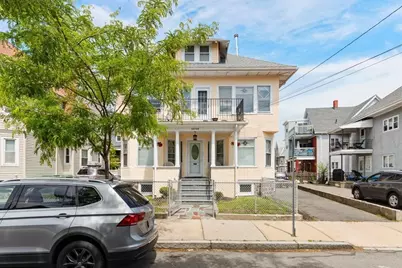 7 Yale St, Medford, MA 02155 - Photo 2