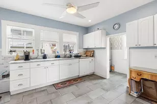 7 Yale St, Medford, MA 02155 - Photo 8