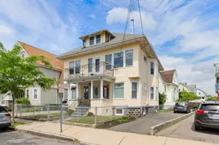 7 Yale St, Medford, MA 02155 - Photo 1