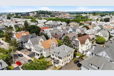 7 Yale St, Medford, MA 02155 - Photo 28