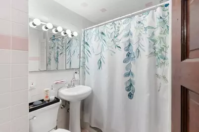 7 Yale St, Medford, MA 02155 - Photo 26