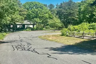 9 Captain Phillips Rd, Harwich, MA 02645 - Photo 14