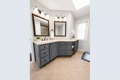 331 W 4th St #331, Boston, MA 02127 - Photo 10