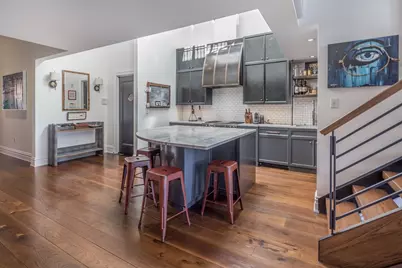 205 Commonwealth Ave #PH, Boston, MA 02116 - Photo 2