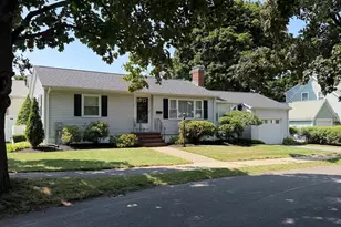 7 Puritan Rd, Danvers, MA 01923 - Photo 1