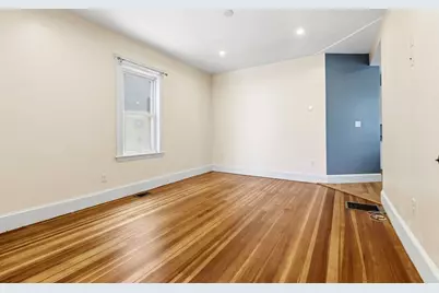 47 Metropolitan Ave #1, Boston, MA 02131 - Photo 8