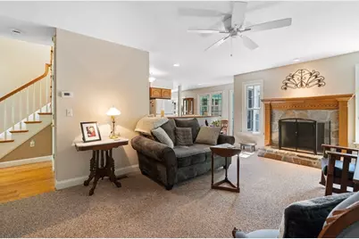 55 Pequot Road, Southampton, MA 01073 - Photo 12