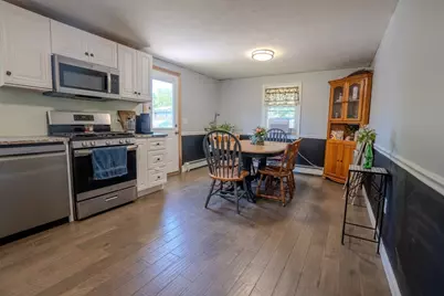 18 Plainfield Rd, Pepperell, MA 01463 - Photo 6