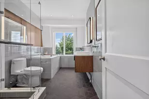 17 Thomas Pk, Boston, MA 02127 - Photo 26