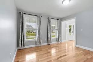 23 Bacon St, Pepperell, MA 01463 - Photo 16
