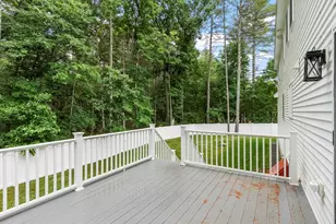 23 Bacon St, Pepperell, MA 01463 - Photo 4