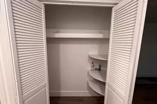 915 Edgell Rd, Framingham, MA 01701 - Photo 6