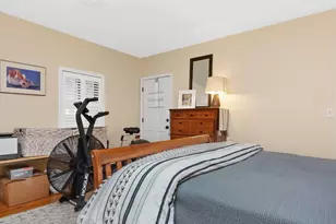10 Austin St, Boston, MA 02129 - Photo 10