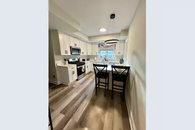 242 W 3rd  Street #2, Boston, MA 02127 - Photo 6