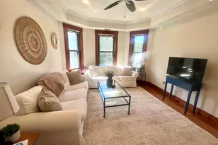 261 E St, Boston, MA 02127 - Photo 2