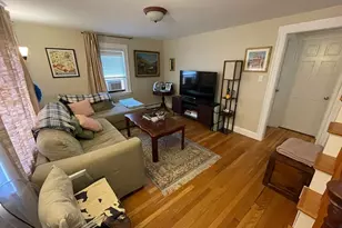 20 Oak Rd, Medford, MA 02155 - Photo 2