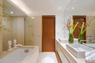 132 Commonwealth, Boston, MA 02116 - Photo 16