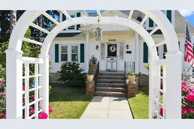 2422 Acushnet Ave, New Bedford, MA 02745 - Photo 2